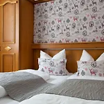 فندق مبيت وإفطار Wienerhof