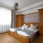 فندق مبيت وإفطار Wienerhof
