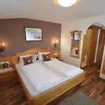 Wienerhof فندق مبيت وإفطار ترينس